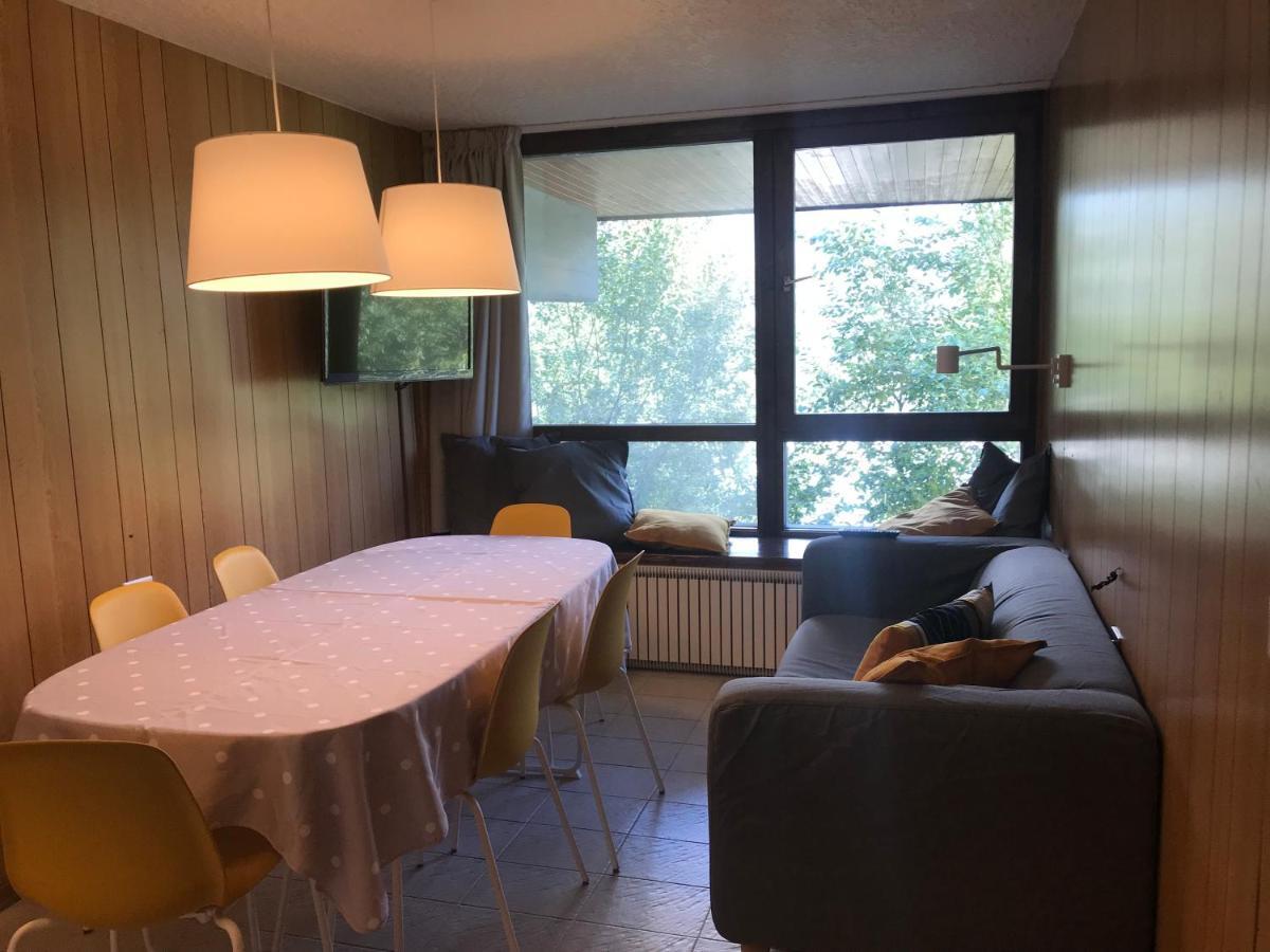 Le Volpi Marilleva 1400 Appartement Mezzana  Buitenkant foto